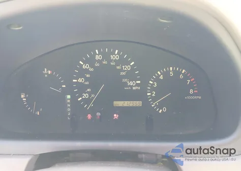 2002 Lexus Rx 300 z USA, uszkodzony, nr VIN JTJGF10U820142523